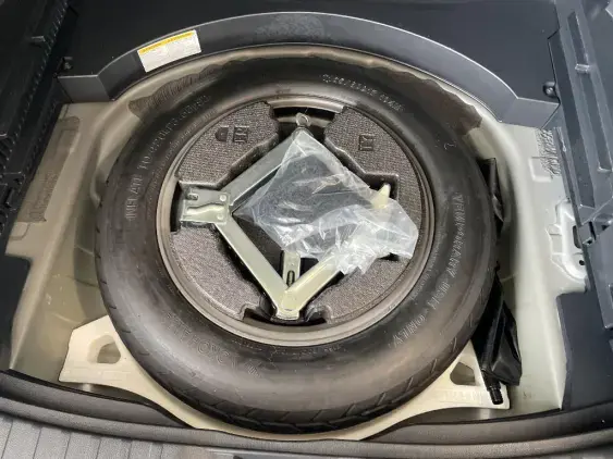 TOYOTA RAV4 V - voiture d'occasion - Photo 17