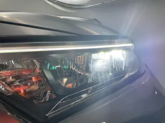 TOYOTA RAV4 V - voiture d'occasion - Photo 22