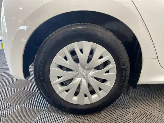 TOYOTA YARIS IV - voiture d'occasion - Photo 25