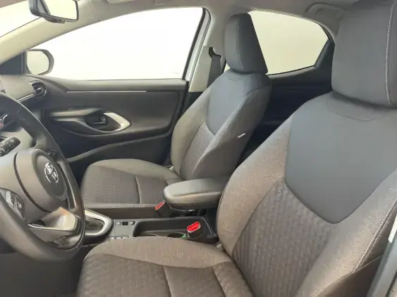 TOYOTA YARIS IV - voiture d'occasion - Photo 18