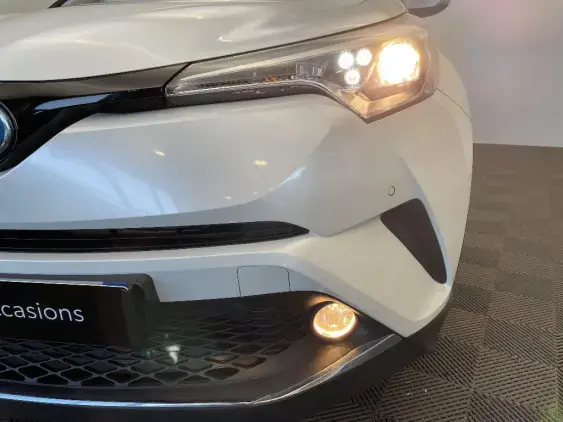 TOYOTA C-HR - voiture d'occasion - Photo 22