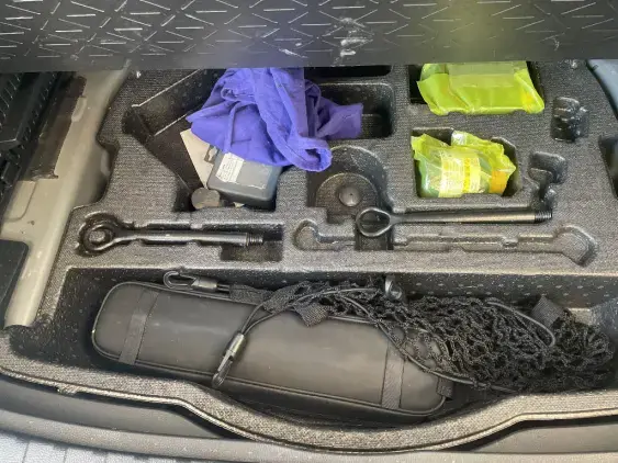 TOYOTA RAV4 V - voiture d'occasion - Photo 17