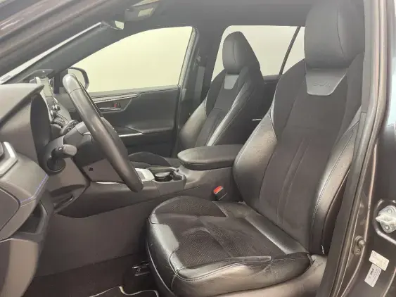 TOYOTA RAV4 V - voiture d'occasion - Photo 18