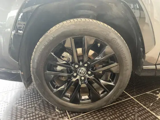 TOYOTA RAV4 V - voiture d'occasion - Photo 23