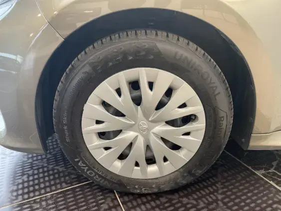 TOYOTA YARIS IV - voiture d'occasion - Photo 23