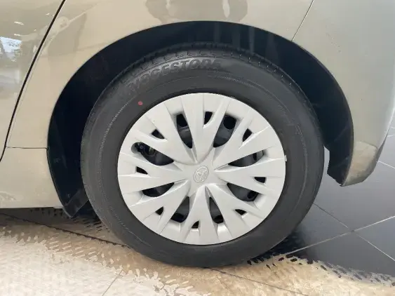 TOYOTA YARIS IV - voiture d'occasion - Photo 24