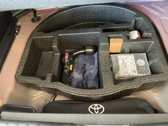 TOYOTA YARIS CROSS I - voiture d'occasion - Photo 17