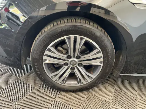 RENAULT MEGANE ESTATE IV - voiture d'occasion - Photo 23