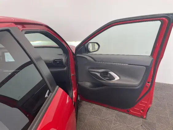 TOYOTA YARIS CROSS I - voiture d'occasion - Photo 20