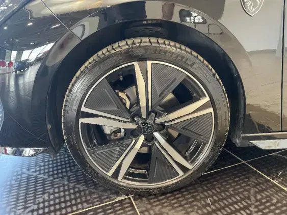 PEUGEOT 308 III - voiture d'occasion - Photo 23