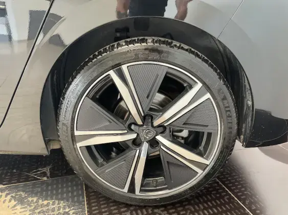 PEUGEOT 308 III - voiture d'occasion - Photo 24