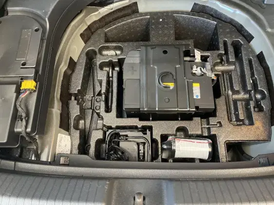 VOLKSWAGEN POLO VI - voiture d'occasion - Photo 17