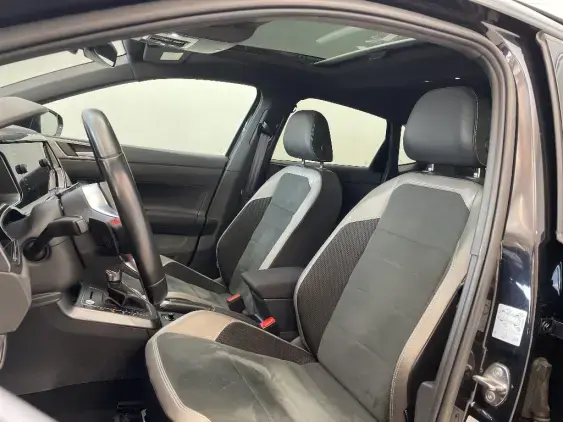 VOLKSWAGEN POLO VI - voiture d'occasion - Photo 18