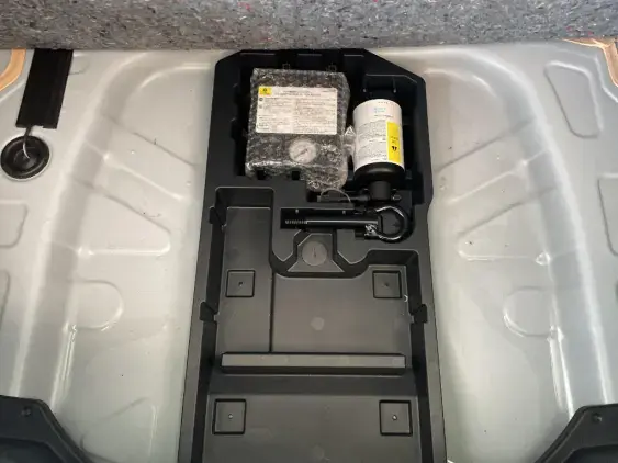 TOYOTA AYGO X - voiture d'occasion - Photo 17