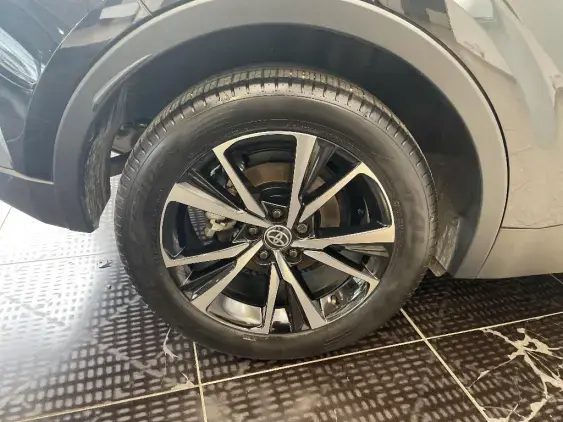 TOYOTA C-HR II - voiture d'occasion - Photo 24