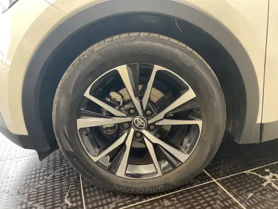 TOYOTA C-HR II - voiture d'occasion - Photo 23