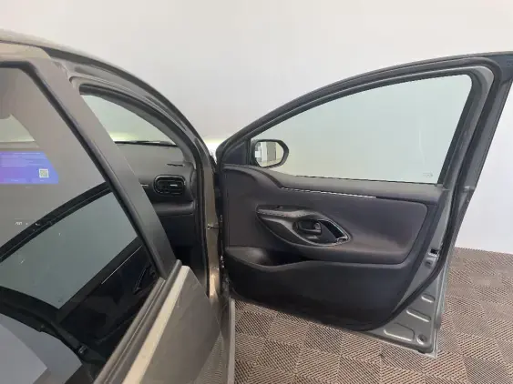 TOYOTA YARIS IV - voiture d'occasion - Photo 20