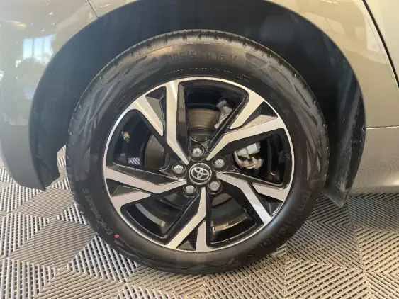 TOYOTA YARIS IV - voiture d'occasion - Photo 25