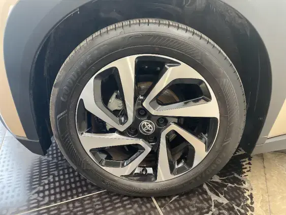 TOYOTA AYGO X - voiture d'occasion - Photo 23