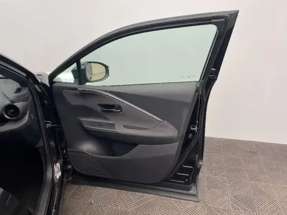 TOYOTA C-HR II - voiture d'occasion - Photo 20