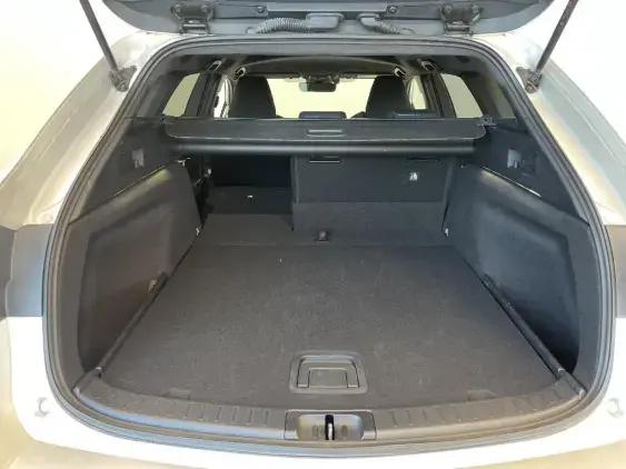 TOYOTA COROLLA TOURING SPT X - voiture d'occasion - Photo 16