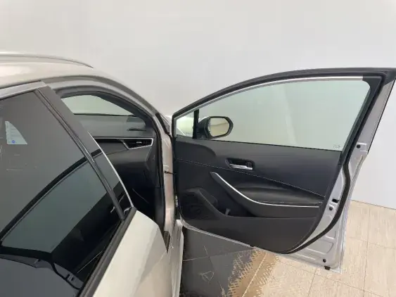 TOYOTA COROLLA TOURING SPT X - voiture d'occasion - Photo 20