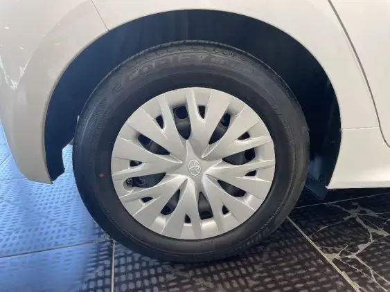 TOYOTA YARIS IV - voiture d'occasion - Photo 25