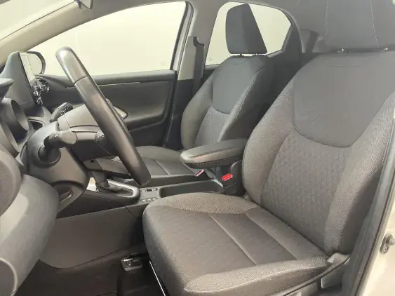 TOYOTA YARIS IV - voiture d'occasion - Photo 18