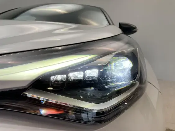 TOYOTA C-HR - voiture d'occasion - Photo 22