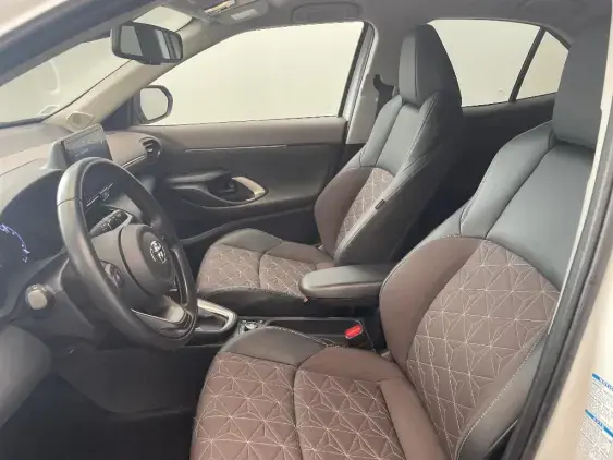 TOYOTA YARIS CROSS I - voiture d'occasion - Photo 18