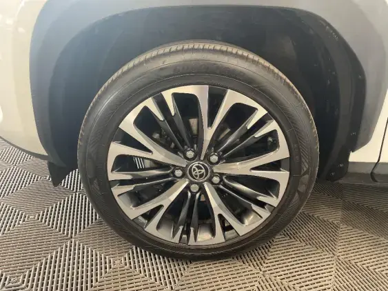 TOYOTA YARIS CROSS I - voiture d'occasion - Photo 23