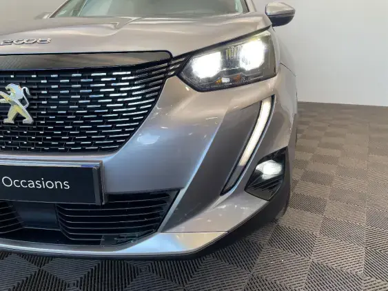 PEUGEOT 2008 II - voiture d'occasion - Photo 22