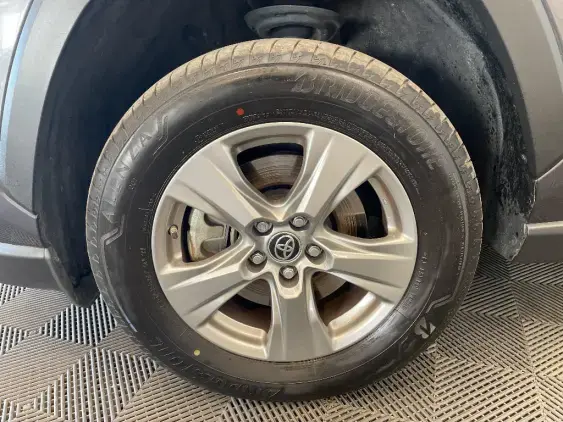 TOYOTA RAV4 V - voiture d'occasion - Photo 23