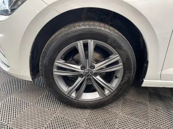 VOLKSWAGEN POLO VI - voiture d'occasion - Photo 23