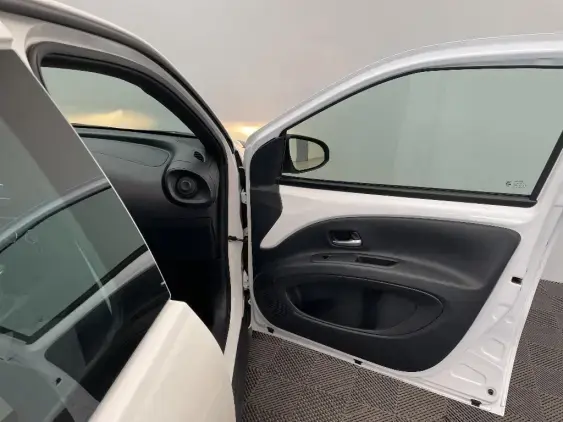 TOYOTA AYGO X - voiture d'occasion - Photo 20