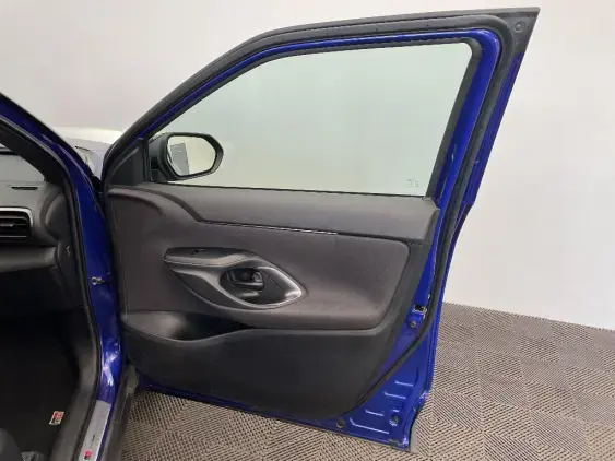 TOYOTA YARIS CROSS I - voiture d'occasion - Photo 20