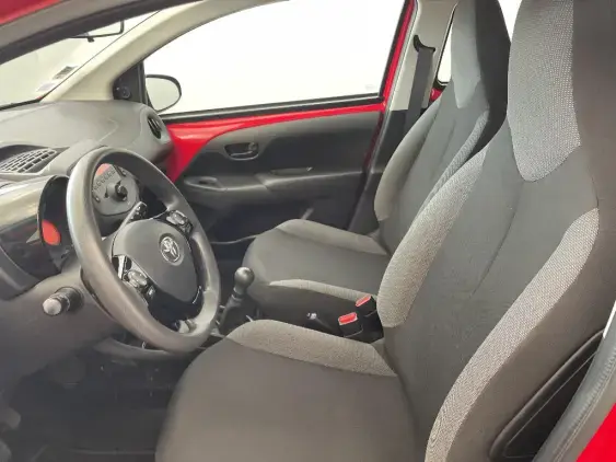 TOYOTA AYGO II - voiture d'occasion - Photo 18