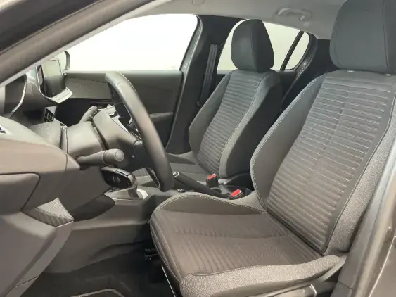 PEUGEOT 208 II - voiture d'occasion - Photo 18
