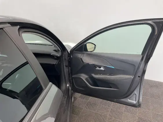 PEUGEOT 208 II - voiture d'occasion - Photo 20