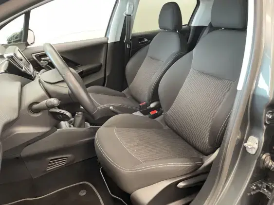 PEUGEOT 208 - voiture d'occasion - Photo 18