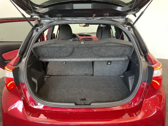 TOYOTA YARIS III - voiture d'occasion - Photo 16