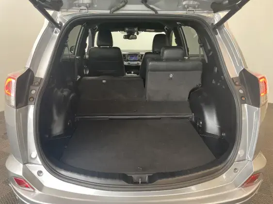 TOYOTA RAV4 V - voiture d'occasion - Photo 16