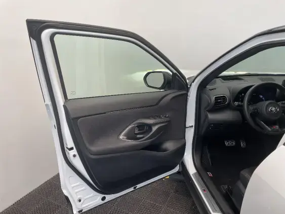 TOYOTA YARIS CROSS I - voiture d'occasion - Photo 20