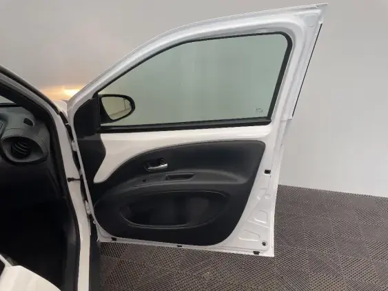 TOYOTA AYGO X - voiture d'occasion - Photo 20