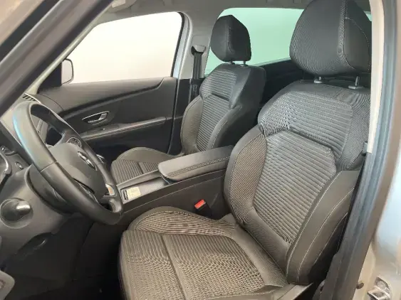 RENAULT GRAND SCENIC IV - voiture d'occasion - Photo 18