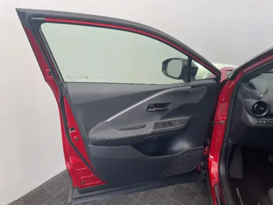 TOYOTA C-HR II - voiture d'occasion - Photo 19