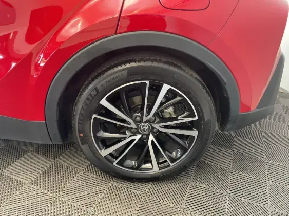 TOYOTA C-HR II - voiture d'occasion - Photo 24