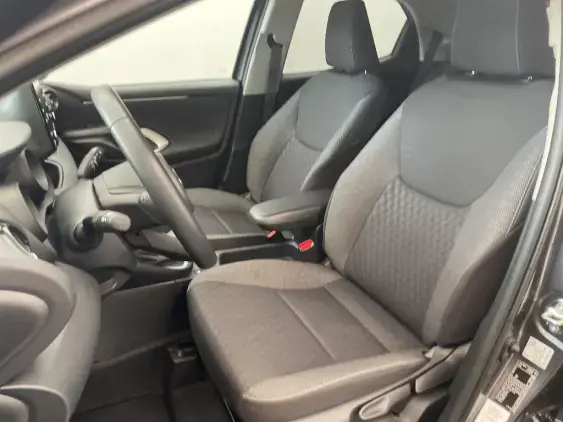 TOYOTA YARIS IV - voiture d'occasion - Photo 18