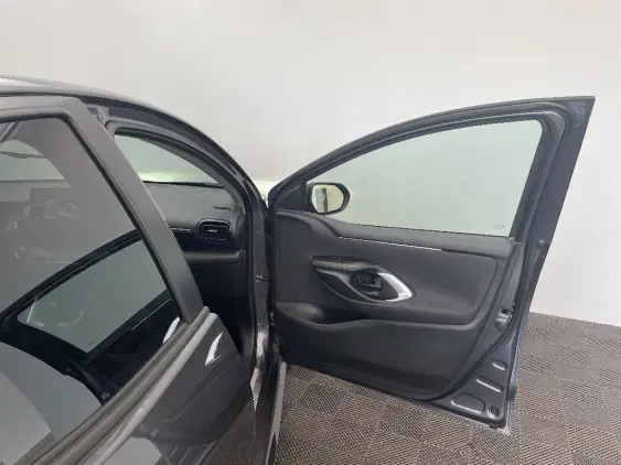 TOYOTA YARIS IV - voiture d'occasion - Photo 20
