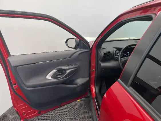 TOYOTA YARIS CROSS I - voiture d'occasion - Photo 19